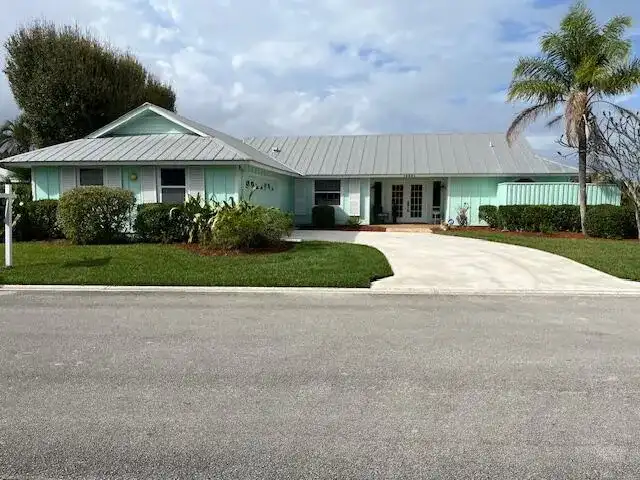 10691 SE Jupiter Narrows Drive, Hobe Sound FL 33455