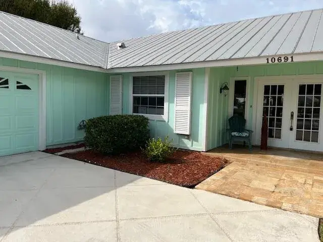 10691 SE Jupiter Narrows Drive, Hobe Sound FL 33455