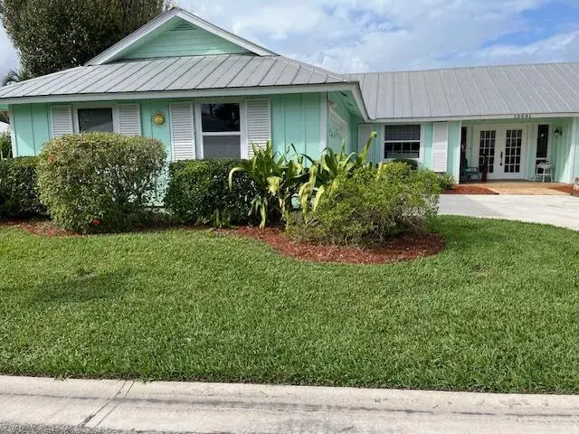 10691 SE Jupiter Narrows Drive, Hobe Sound FL 33455