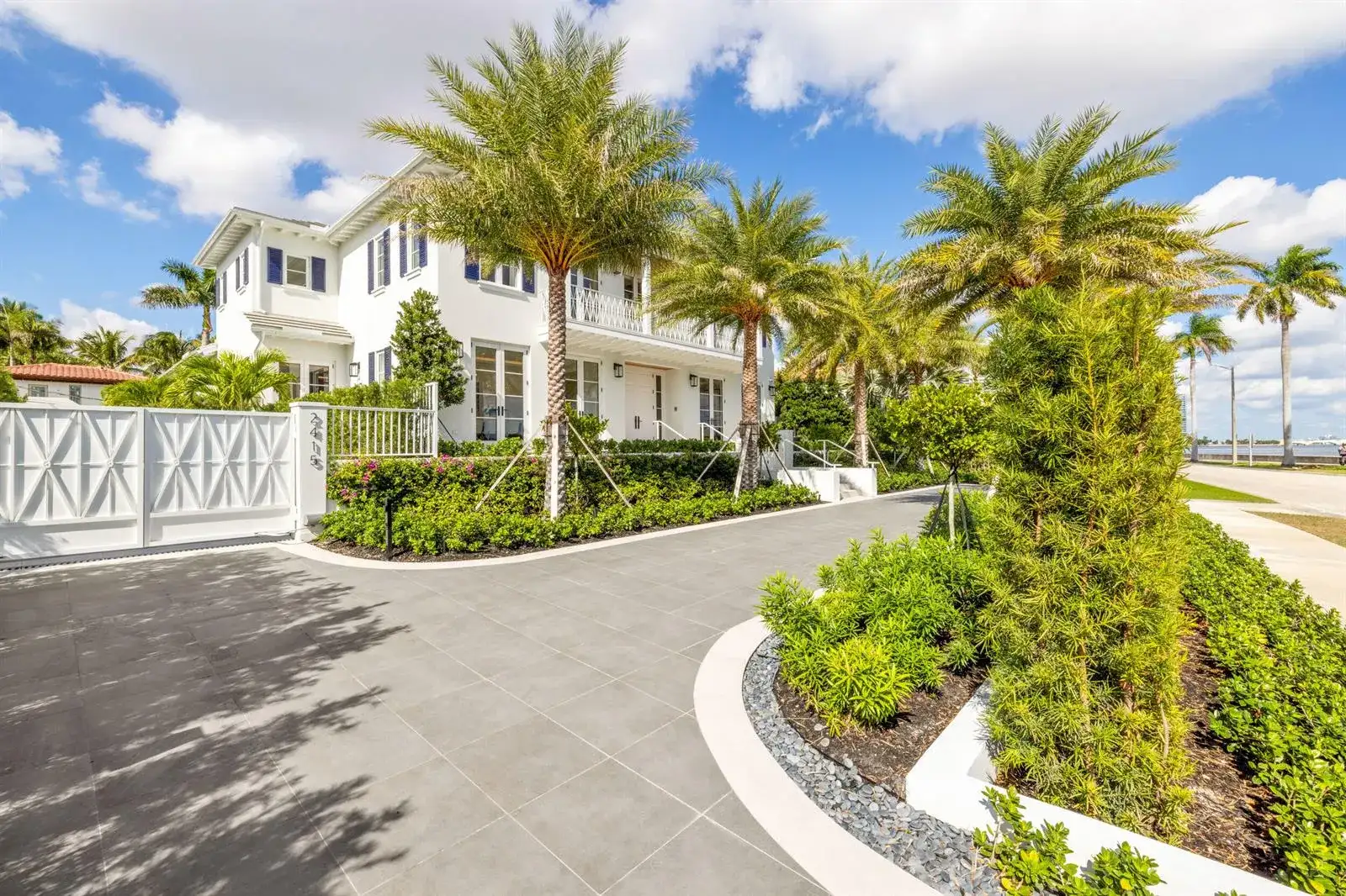 2415 S Flagler Drive, West Palm Beach FL 33401 photo 2