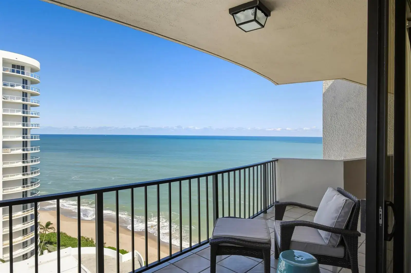 4200 N Ocean Drive # 1705, Singer Island FL 33404
