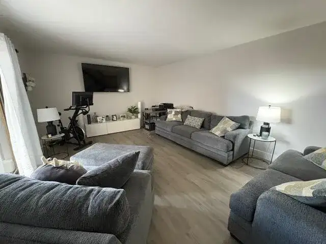 303 Arabian Road, Palm Springs FL 33461 photo 3