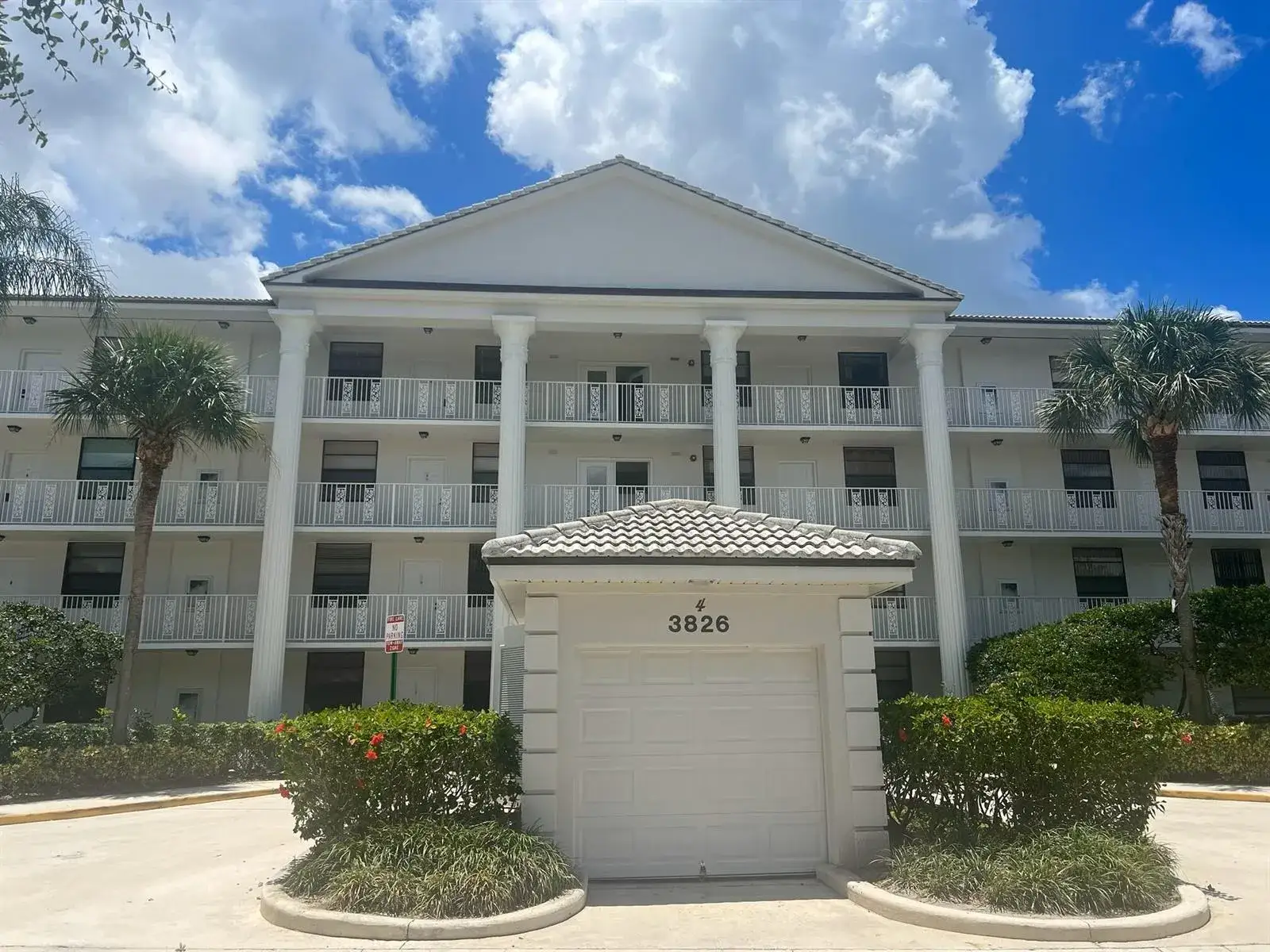 3826 Whitehall Drive # 205, West Palm Beach FL 33401