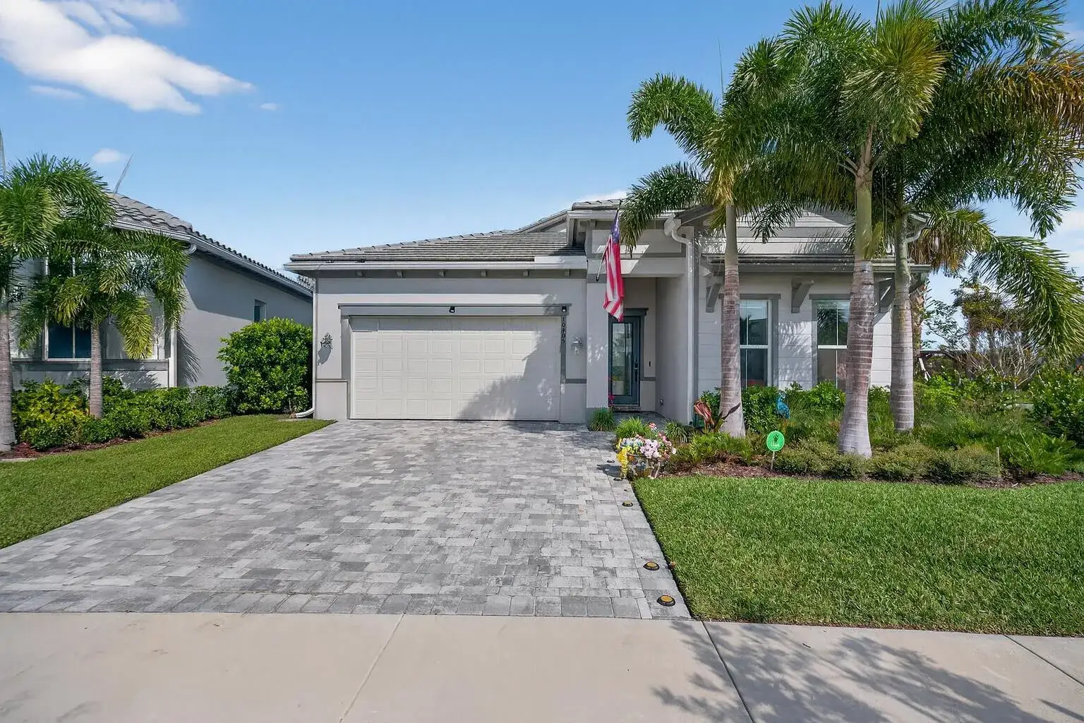 10405 Northbrook Circle, Palm Beach Gardens FL 33412