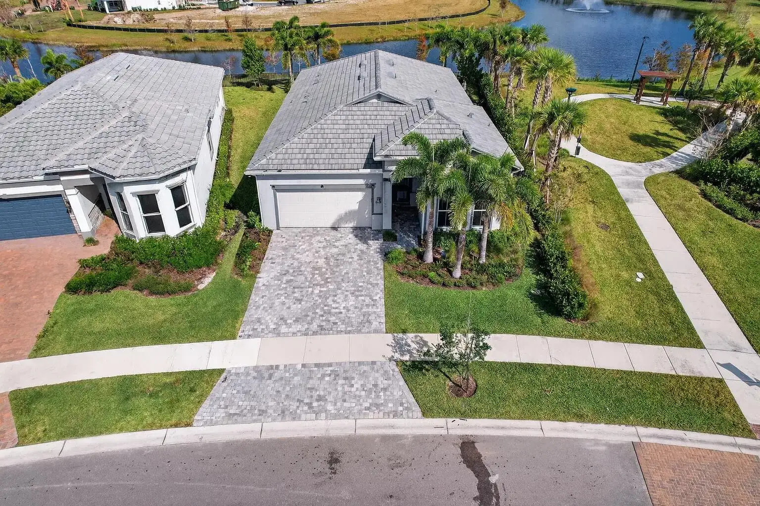10405 Northbrook Circle, Palm Beach Gardens FL 33412 photo 2