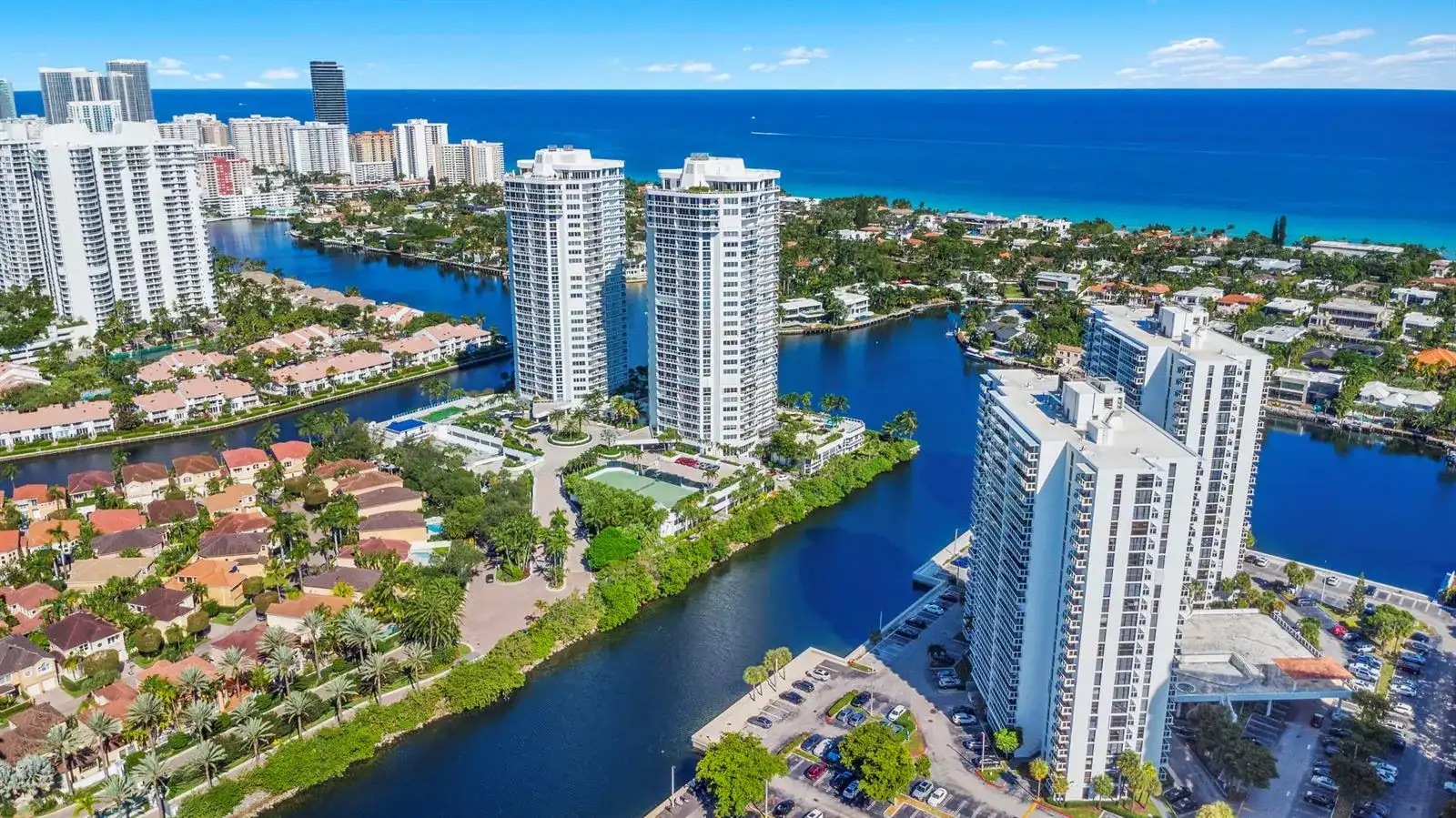 20515 E Country Club Drive # 345, Aventura FL 33180