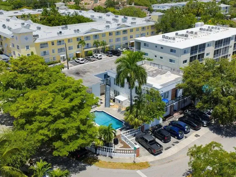105 NE 16th Terrace, Fort Lauderdale FL 33301 photo 2