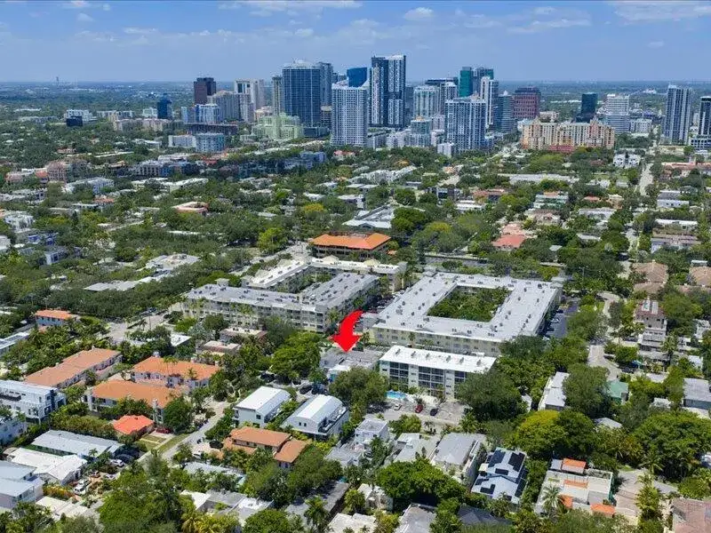 105 NE 16th Terrace, Fort Lauderdale FL 33301 photo 4