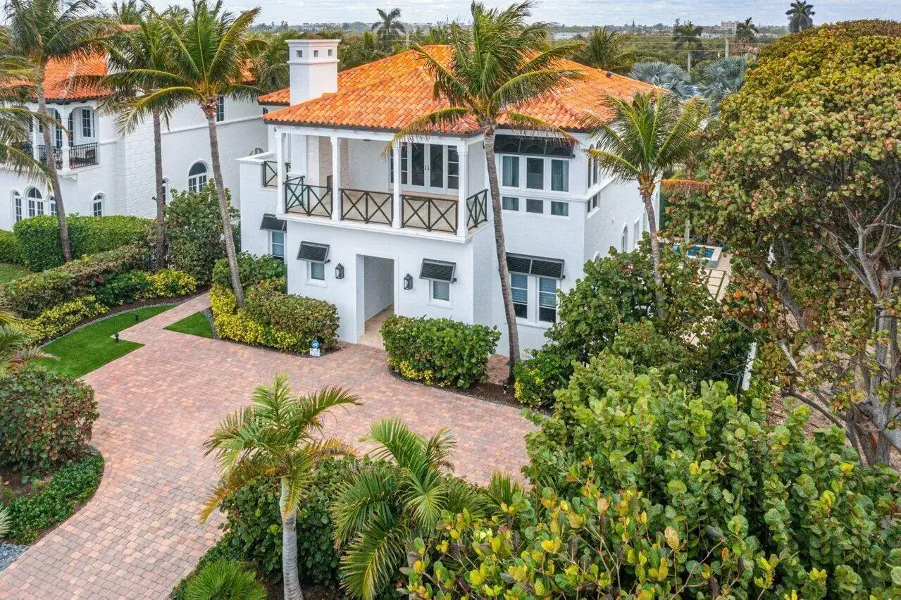 6103 N Ocean Boulevard N, Ocean Ridge FL 33435 photo 2