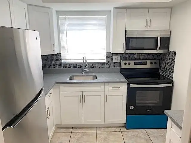2667 Emory Dr Drive W # H, West Palm Beach FL 33415 photo 2