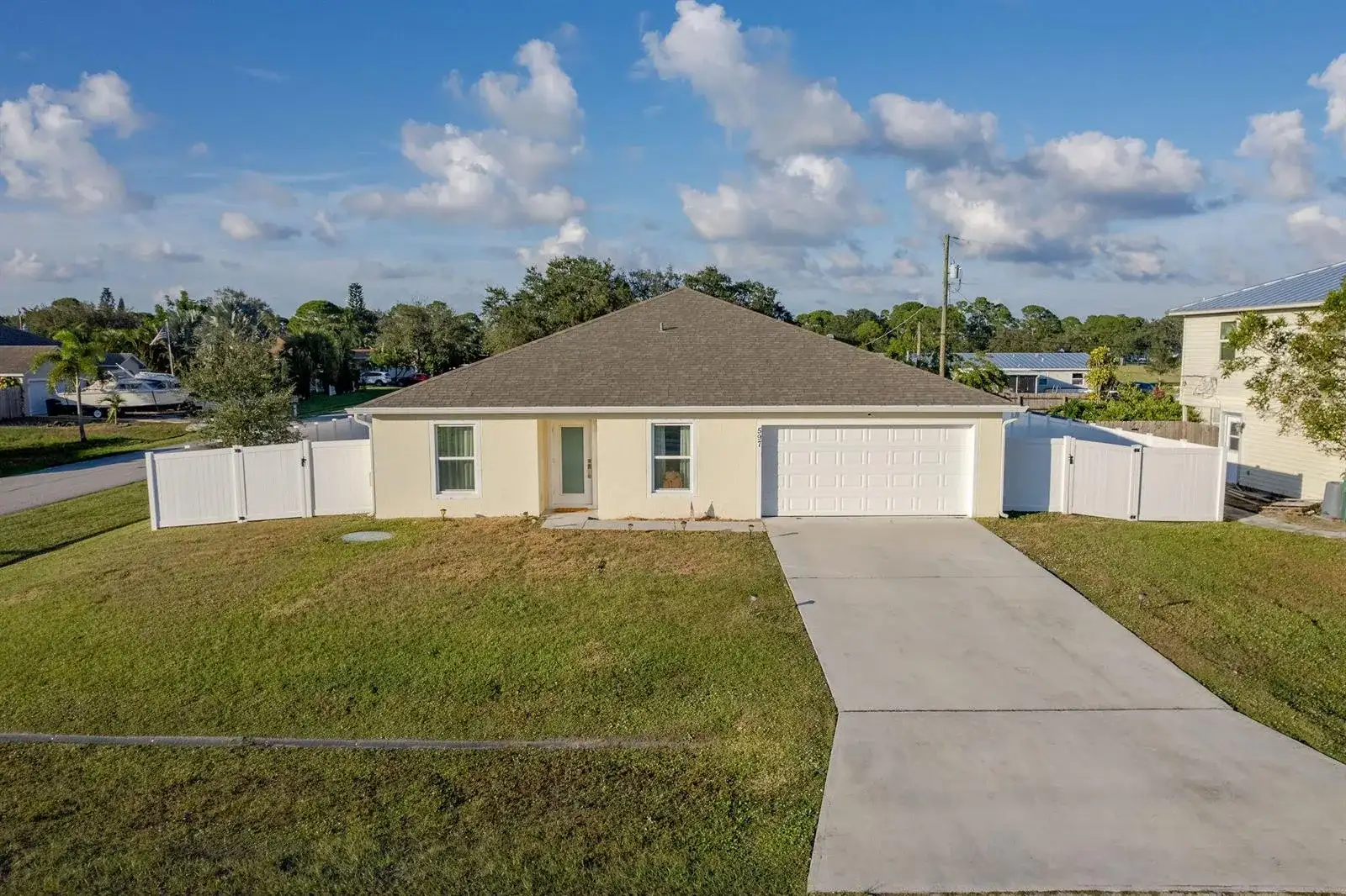 597 NW Kilpatrick Avenue, Port St. Lucie FL 34983 photo 3