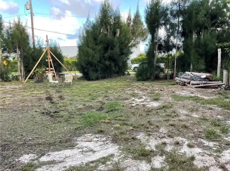 2432 42nd Street, Vero Beach FL 32967 photo 2