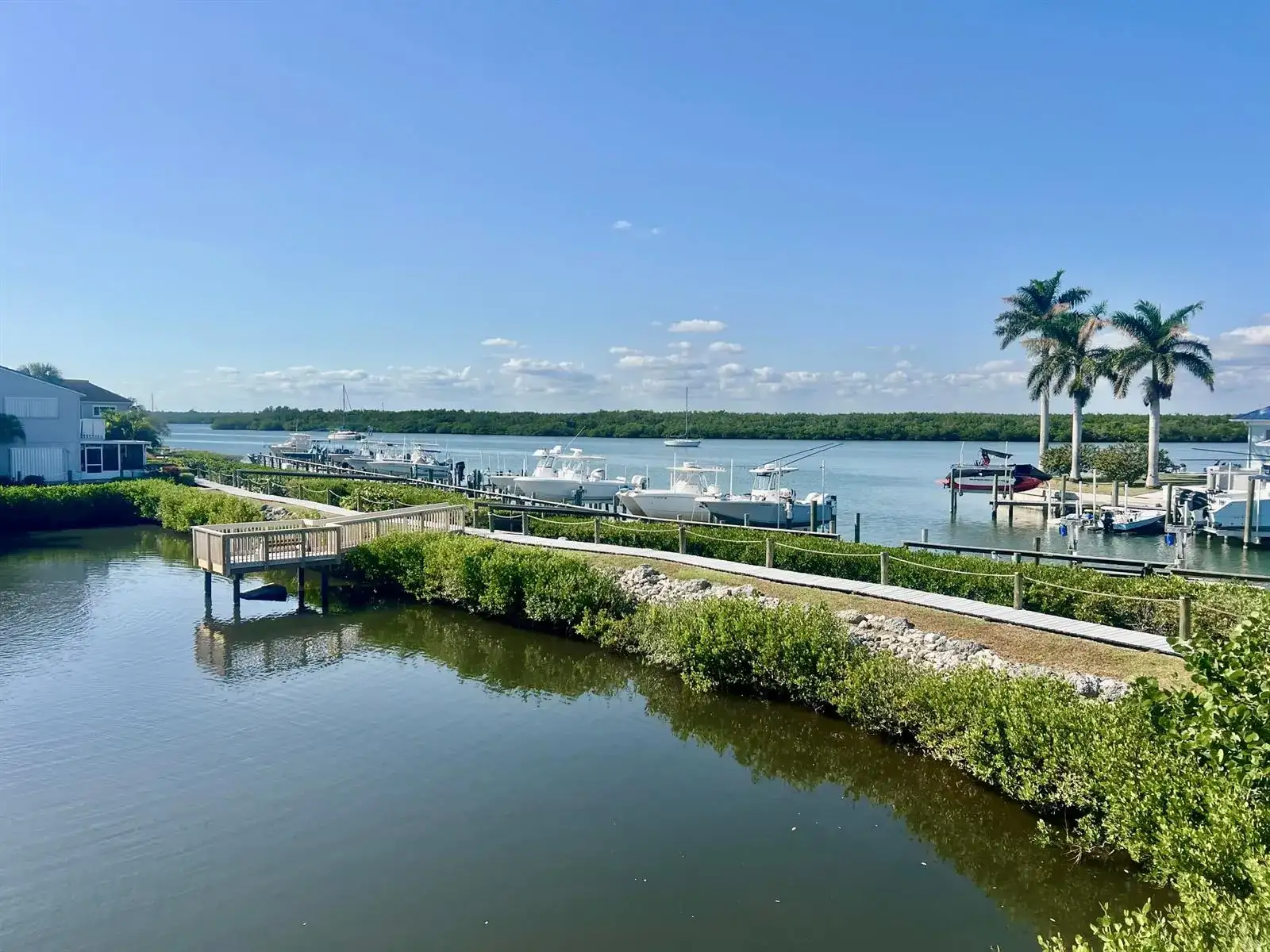 2486 Harbour Cove Drive, Hutchinson Island FL 34949 photo 4