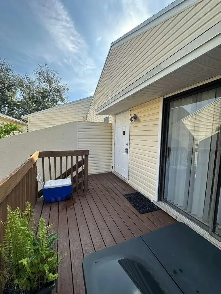 637 Executive Center Drive N # 203, West Palm Beach FL 33401