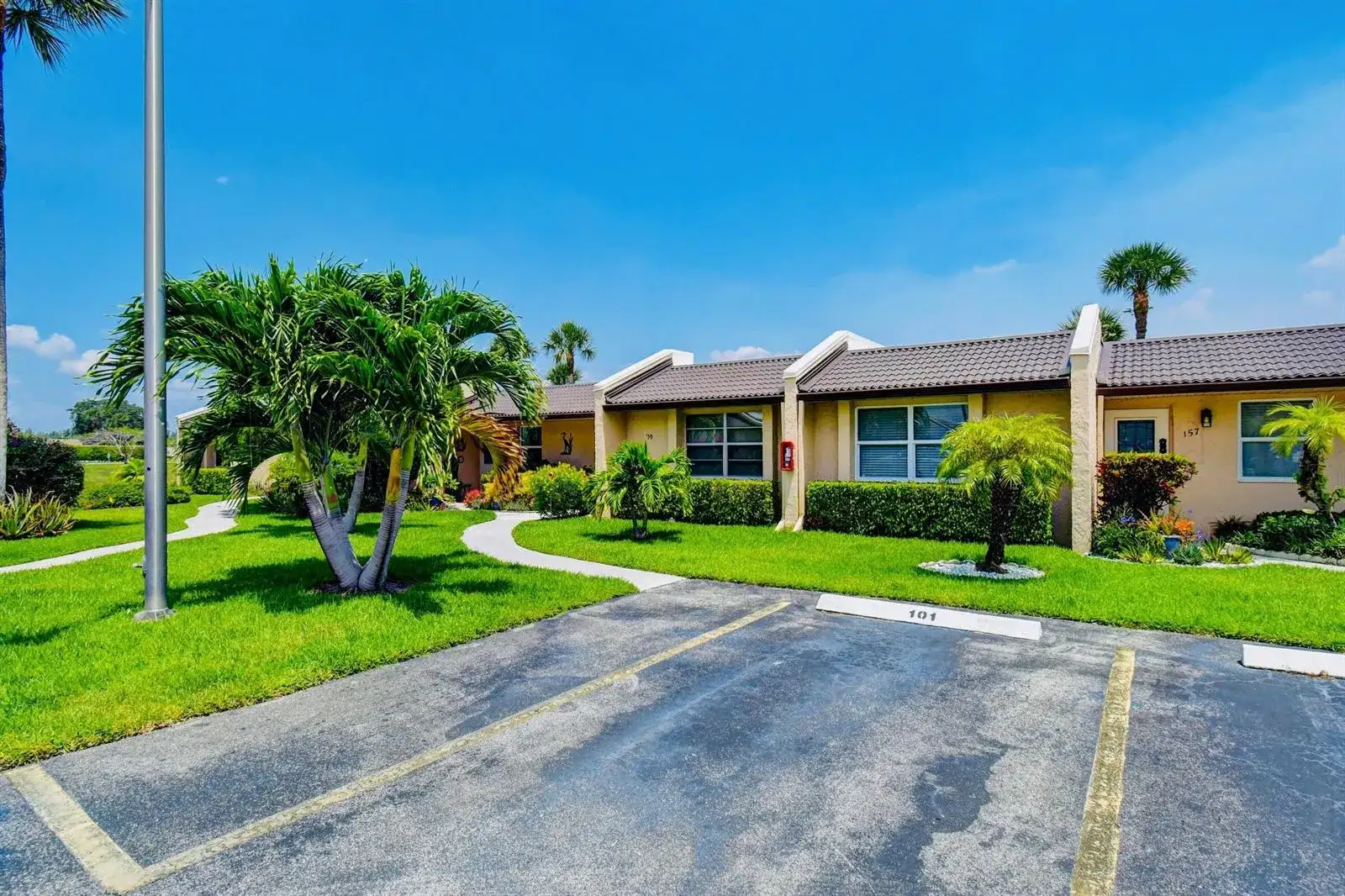 159 Lake Meryl Drive, West Palm Beach FL 33411 photo 3