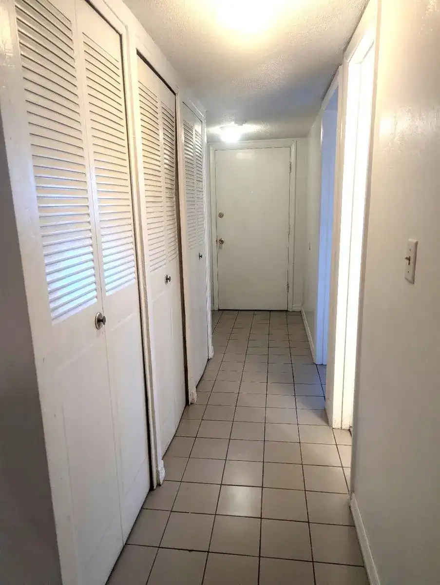 20400 NW 7th Avenue # 104, Miami Gardens FL 33169 photo 2