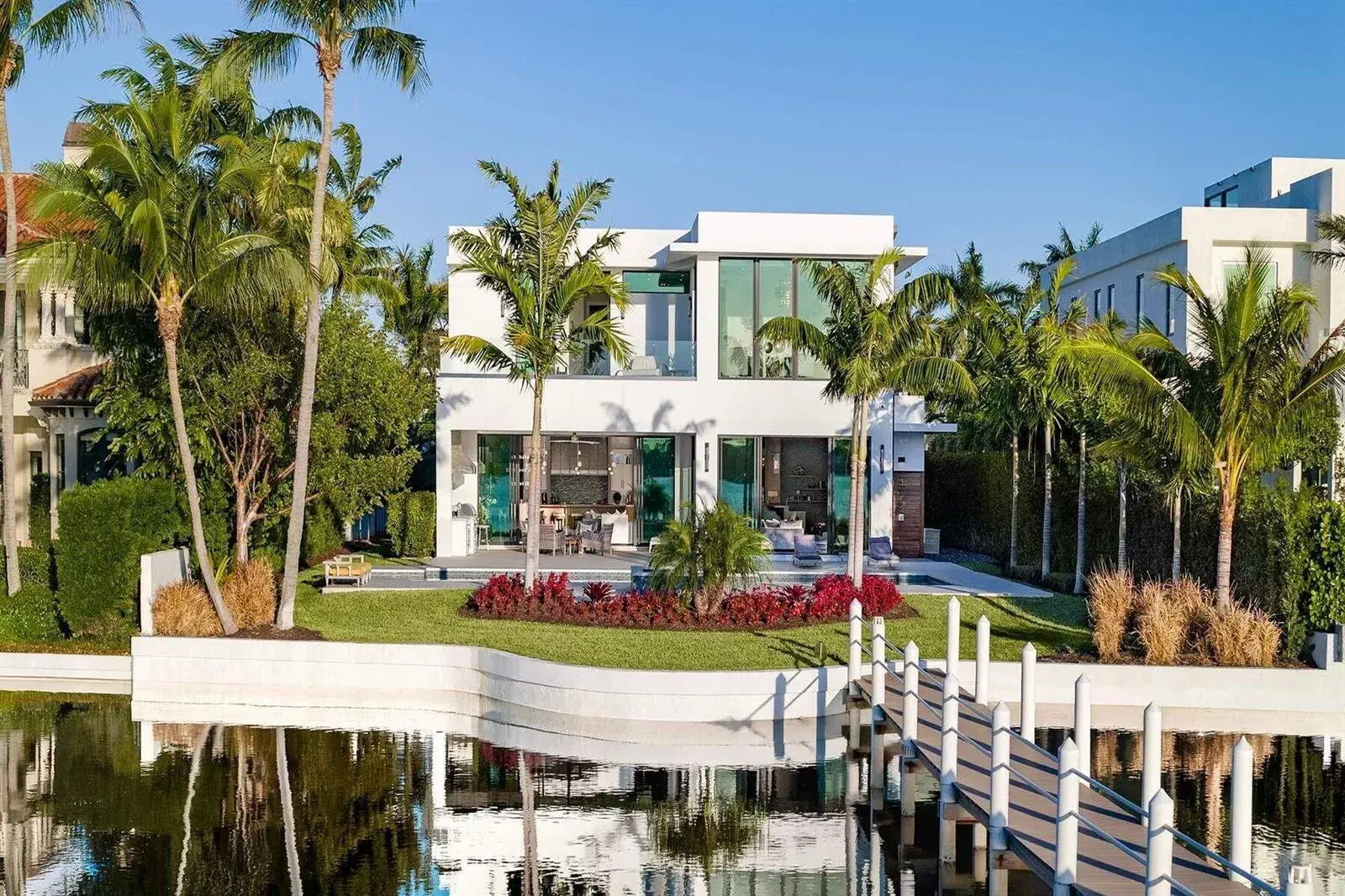 807 N Atlantic Drive, Lantana FL 33462