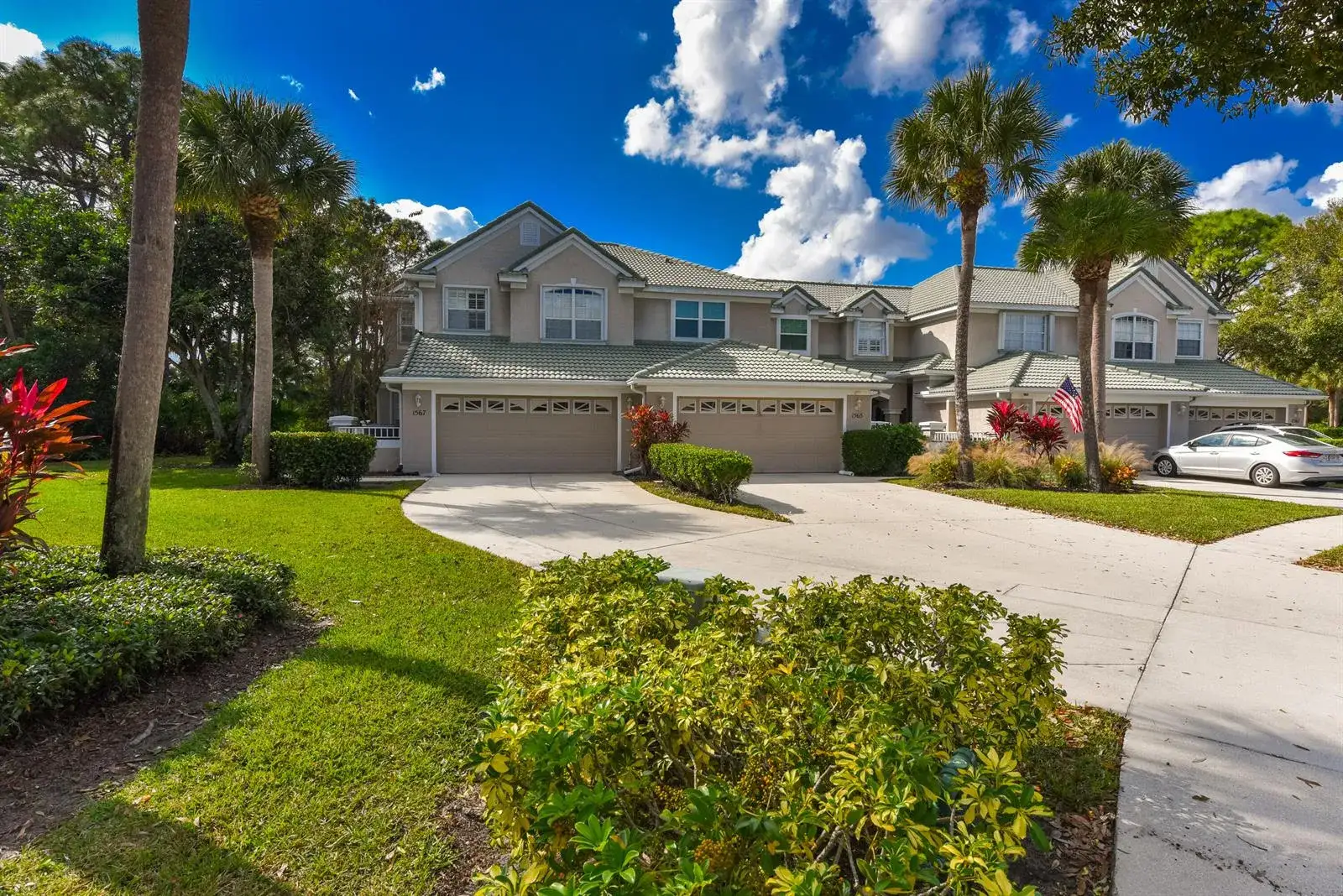 1567 SW Harbour Isles Circle, Port St. Lucie FL 34986