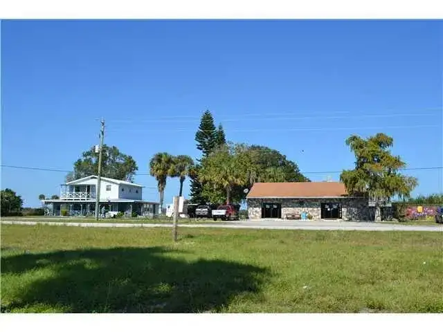 6275 Us Highway 441 SE, Okeechobee FL 34974 photo 3