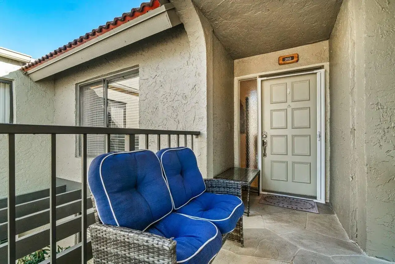 5589 Fairway Park Drive # 202, Boynton Beach FL 33437 photo 3