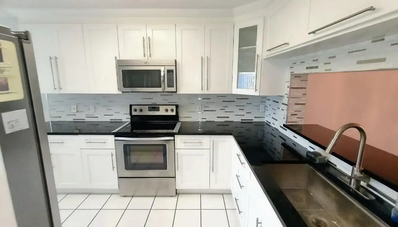 4735 E Lucerne Lakes Boulevard E # 413, Lake Worth FL 33467 photo 2