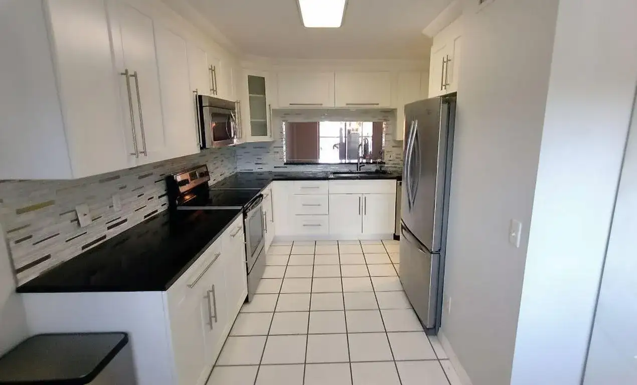 4735 E Lucerne Lakes Boulevard E # 413, Lake Worth FL 33467 photo 3