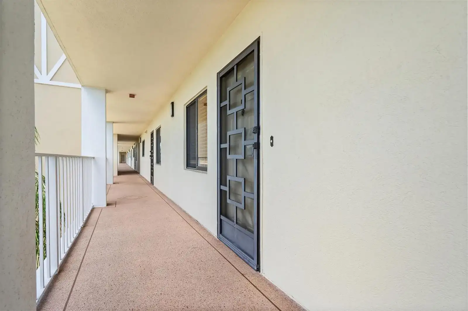 7290 Kinghurst Drive # 607, Delray Beach FL 33446 photo 5