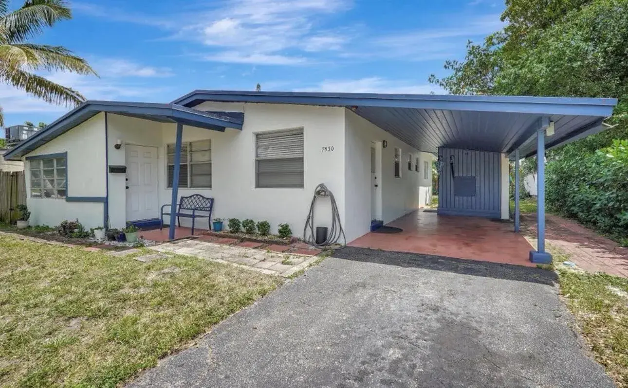 7530 Atlanta Street, Hollywood FL 33024