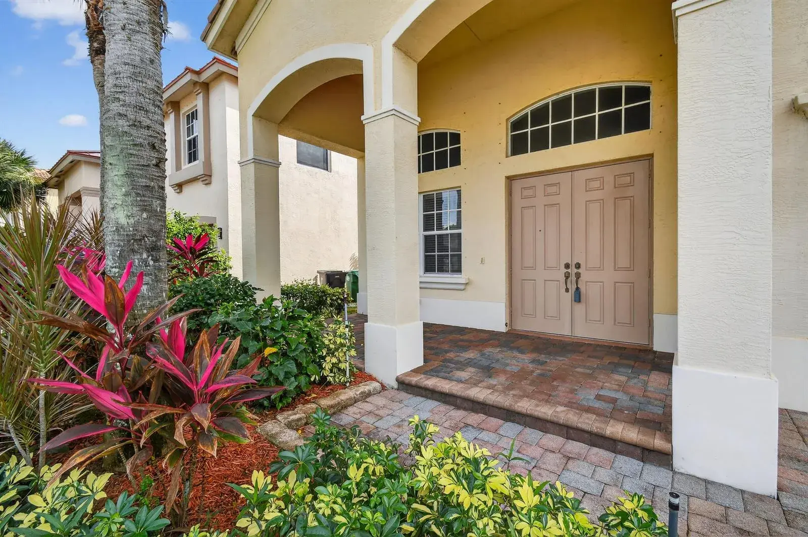 2205 SW Newport Isles Boulevard, Port St. Lucie FL 34953