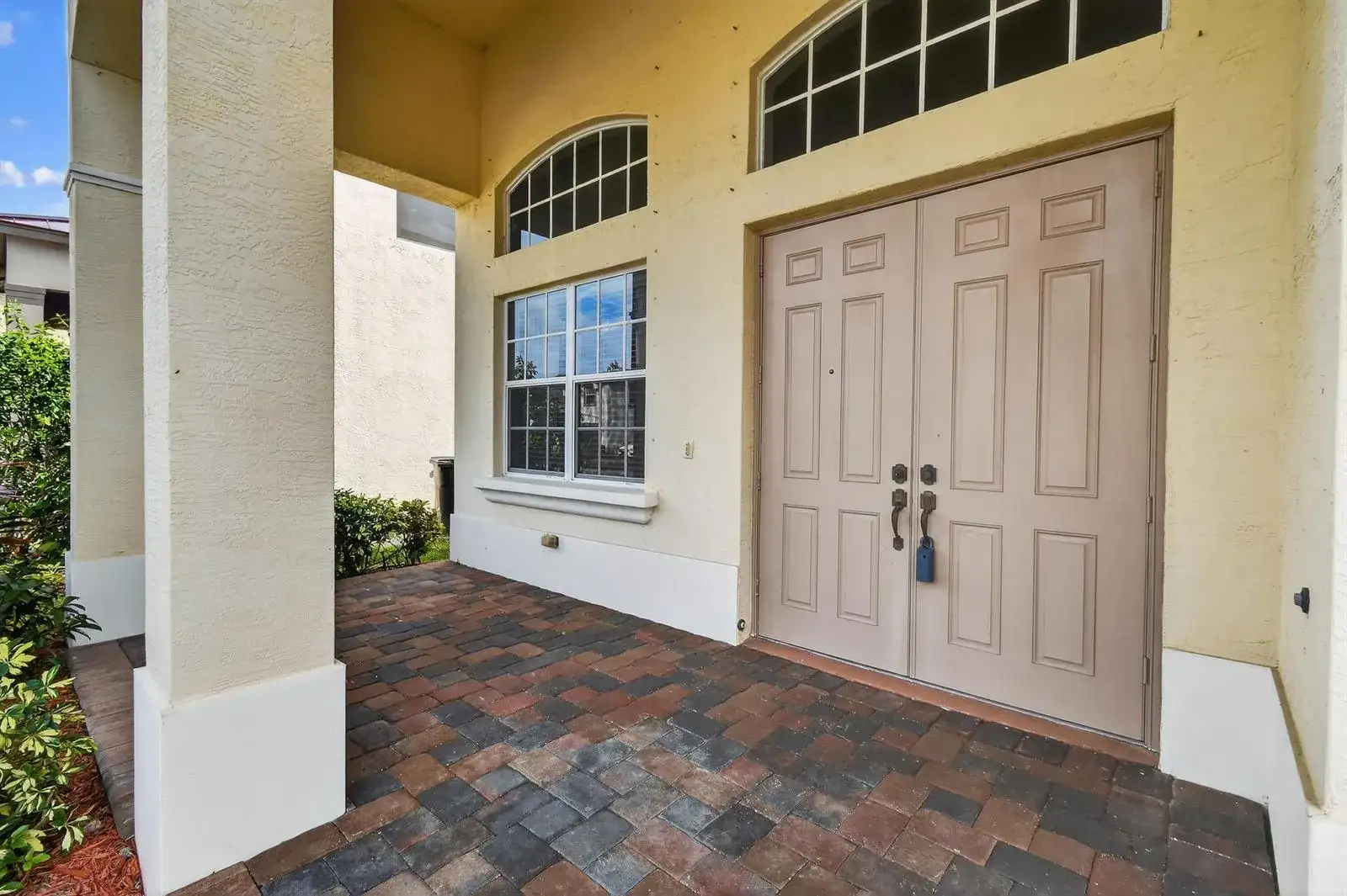 2205 SW Newport Isles Boulevard, Port St. Lucie FL 34953 photo 3
