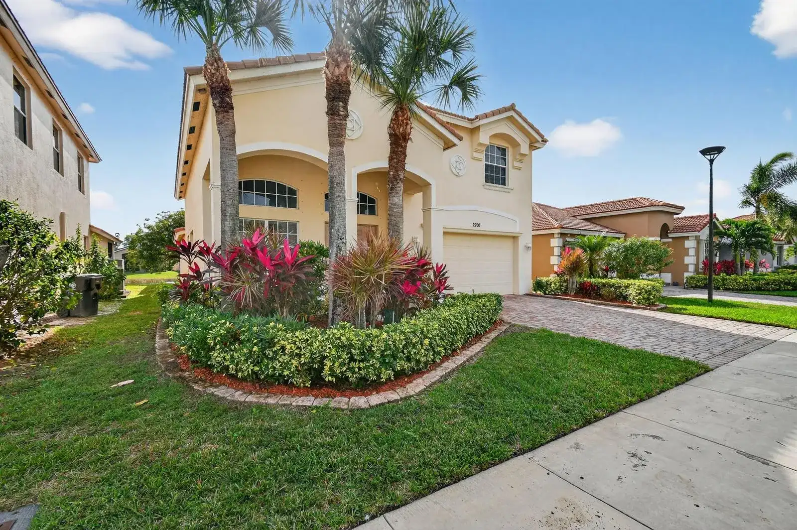 2205 SW Newport Isles Boulevard, Port St. Lucie FL 34953 photo 5