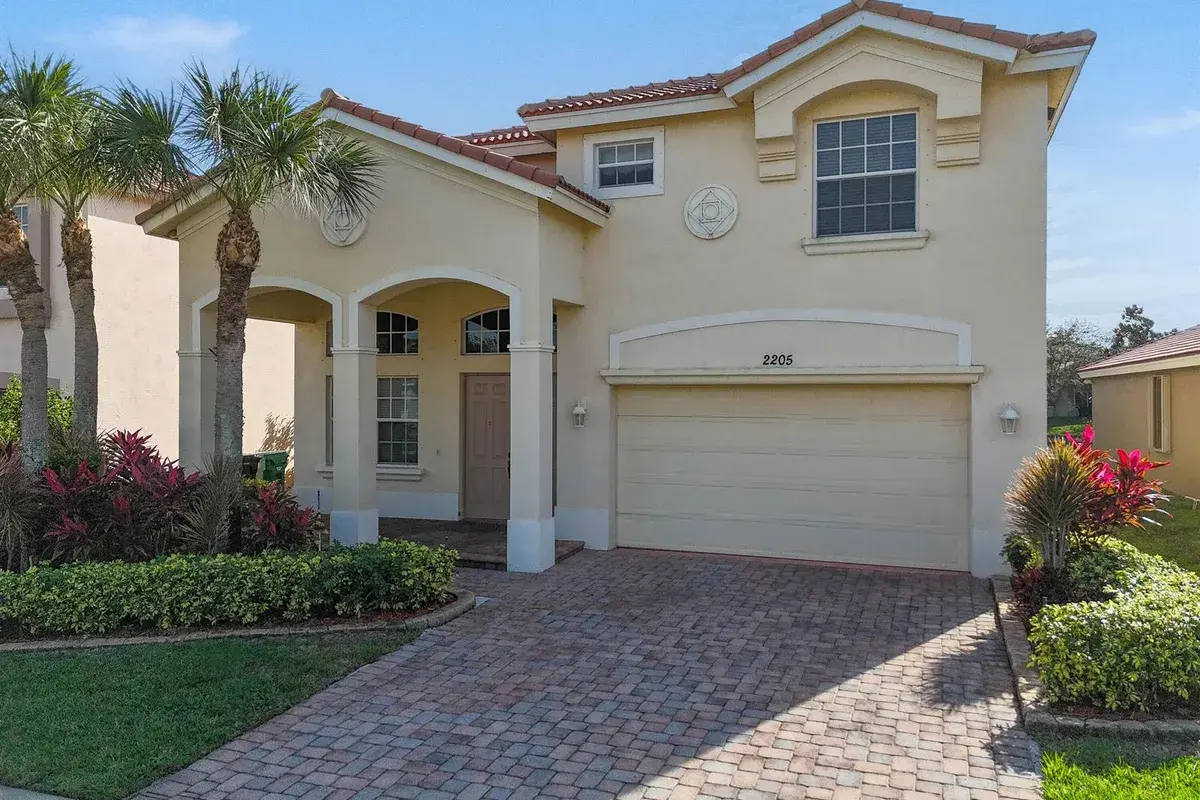 2205 SW Newport Isles Boulevard, Port St. Lucie FL 34953