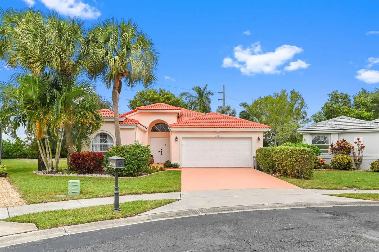 6451 Tiara Drive, Boynton Beach FL 33437 photo 2