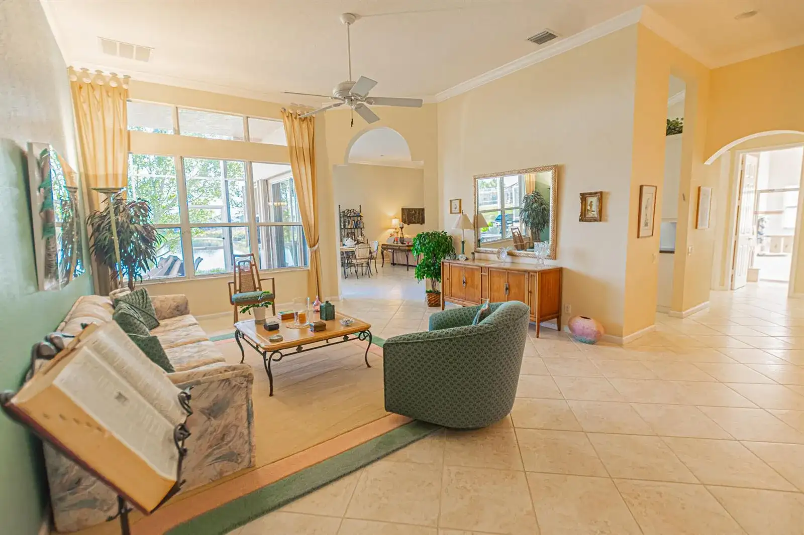 468 NW Blue Lake Drive, Port St. Lucie FL 34986 photo 3