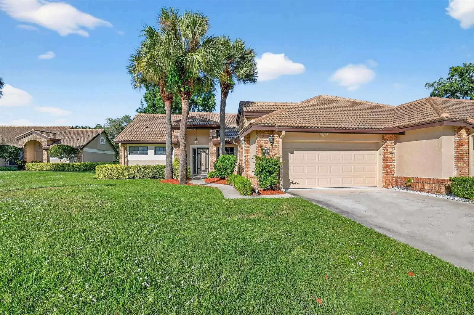 7147 Le Chalet Boulevard, Boynton Beach FL 33472 photo 2