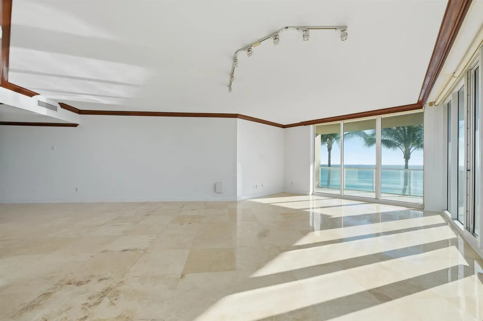 1063 Hillsboro Mile # 301, Hillsboro Beach FL 33062
