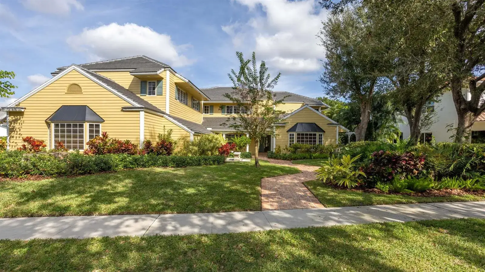 2883 Banyan Boulevard Circle NW, Boca Raton FL 33431