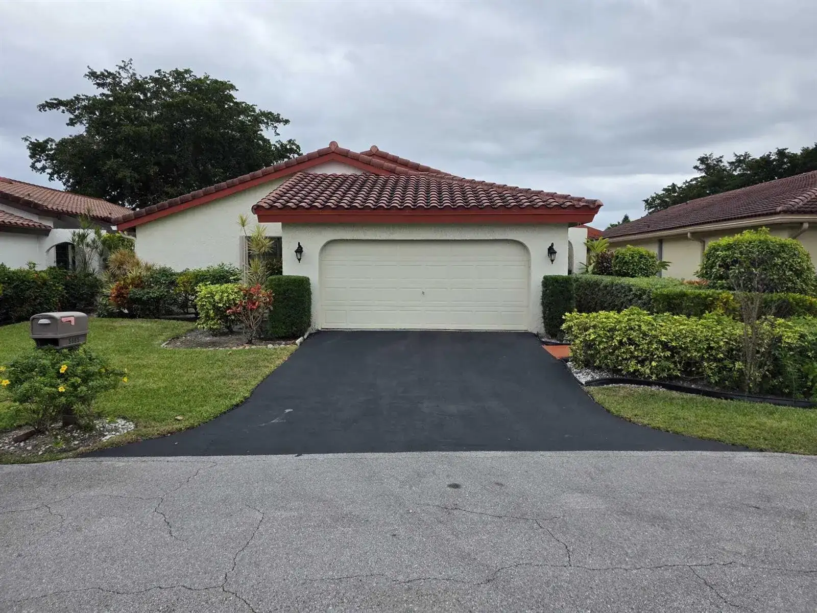 5665 Lakeview Mews Drive, Boynton Beach FL 33437 photo 2