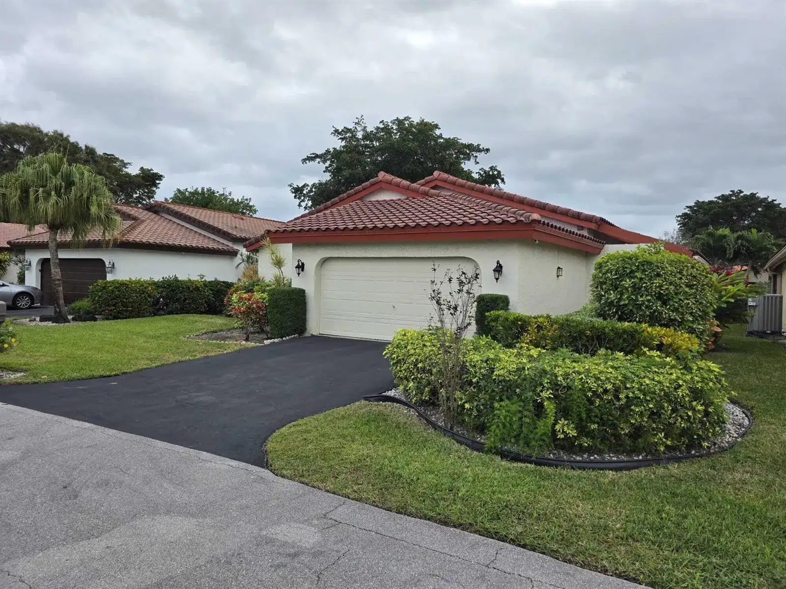 5665 Lakeview Mews Drive, Boynton Beach FL 33437 photo 3