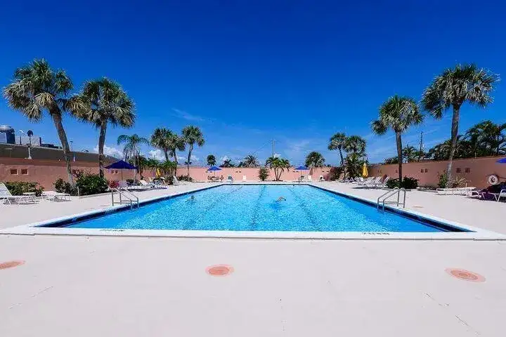 1200 Colonnades Drive # 202, Fort Pierce FL 34949 photo 4