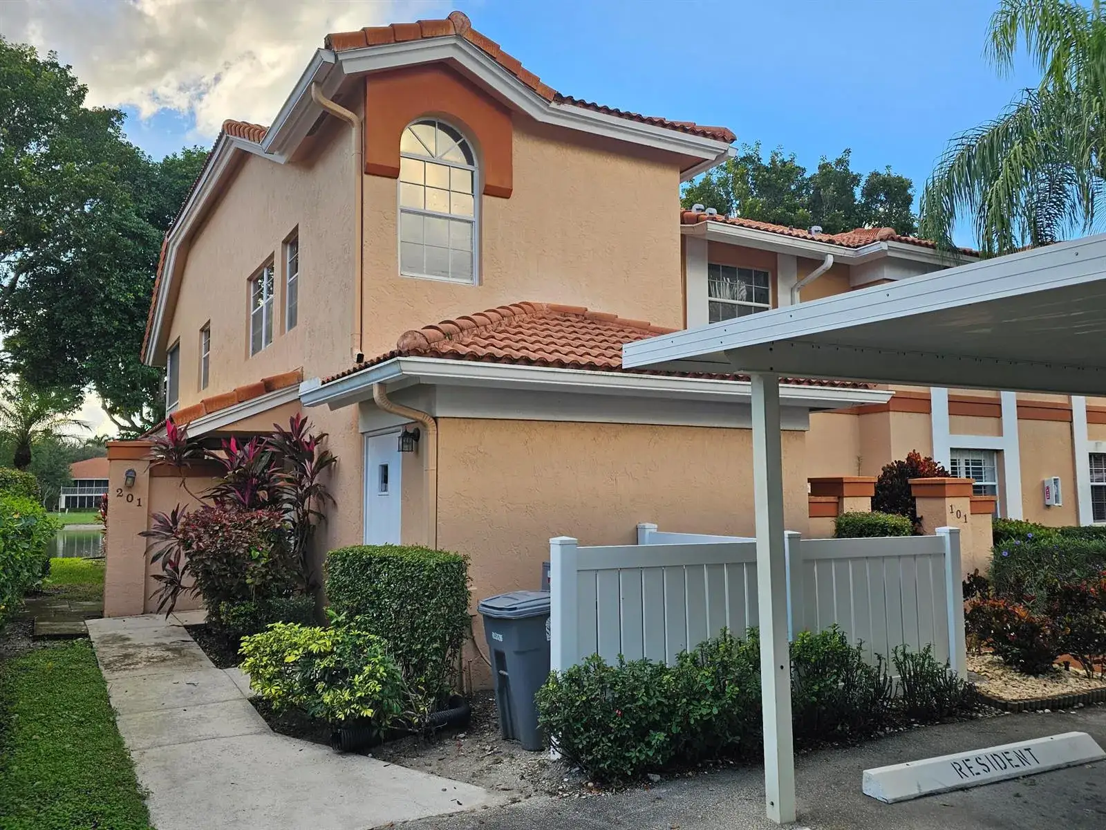 9637 Shadybrook Drive # 201, Boynton Beach FL 33437