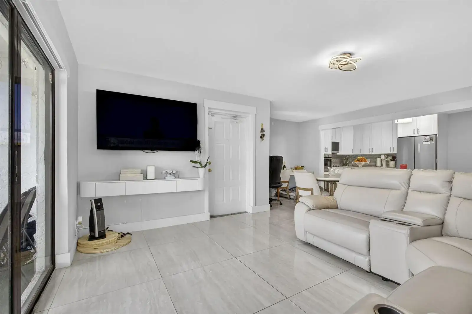 1115 Green Pine Boulevard # D2, West Palm Beach FL 33409 photo 4