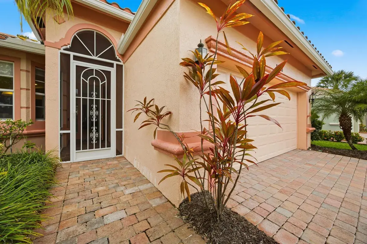 11200 SW Birch Tree Circle, Port St. Lucie FL 34987