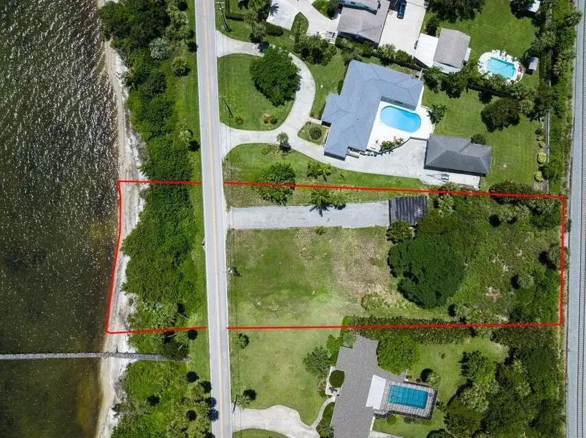 1811 S Indian River Drive, Fort Pierce FL 34950 photo 4