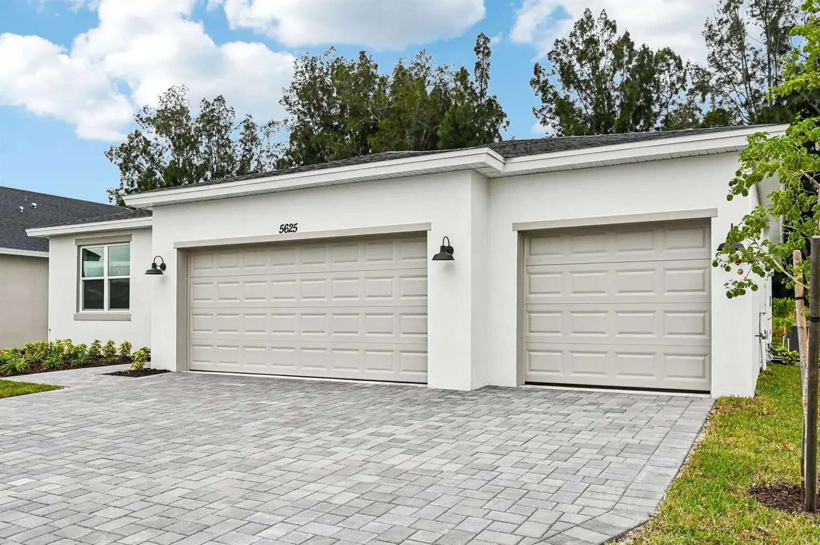 5625 Hampton Park Circle, Vero Beach FL 32966 photo 2