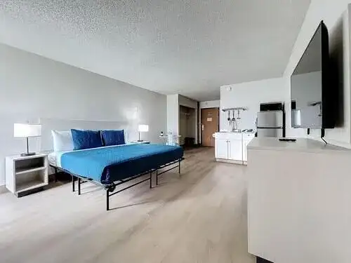 2295 E Irlo Bronson Memorial Highway # 100, Kissimmee FL 34744 photo 3