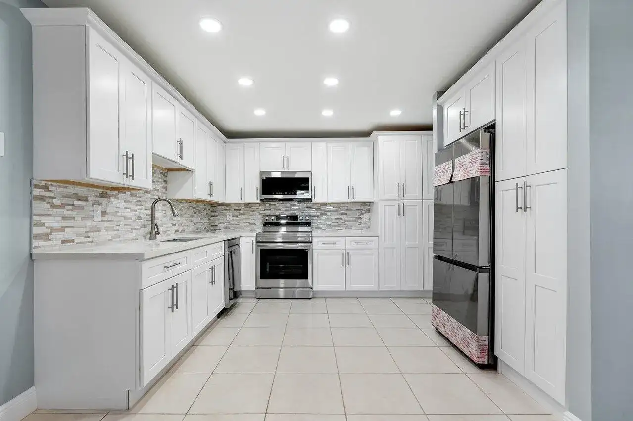 1740 NW 19th Terrace # 204, Delray Beach FL 33445 photo 3
