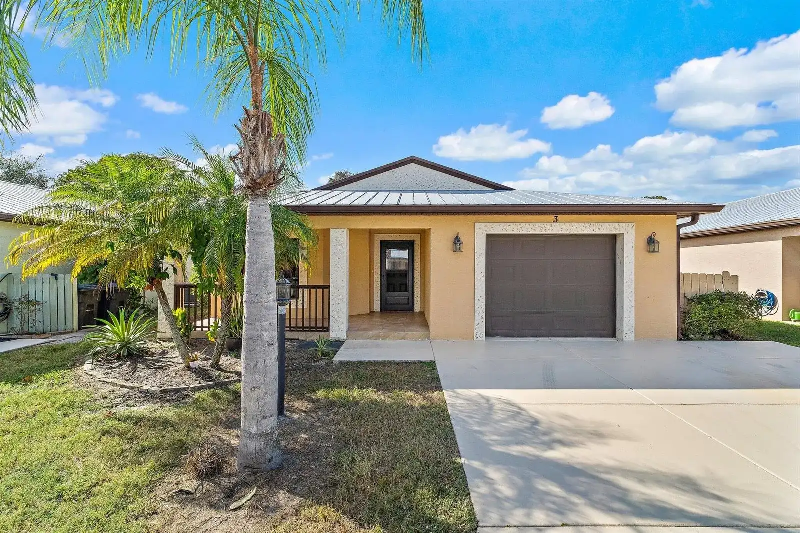 3 S Granada Lane, Port St. Lucie FL 34952