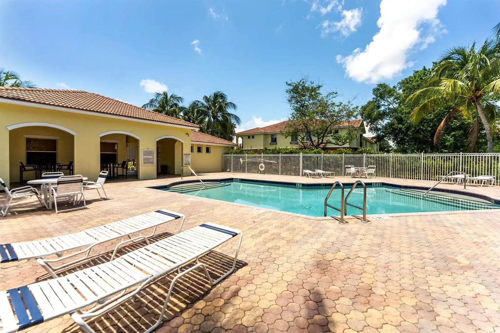 49 SE Sedona Circle # 101, Stuart FL 34994 photo 3