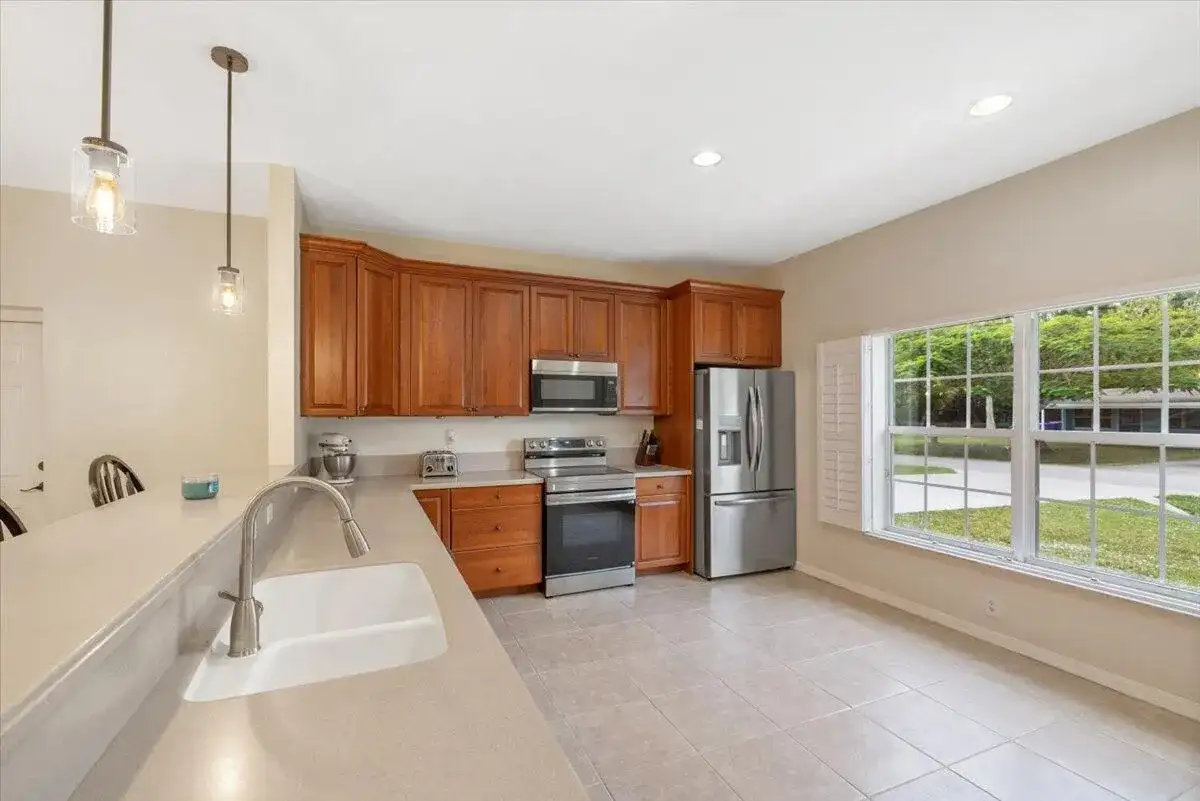 1410 4th Court, Vero Beach FL 32960 photo 4